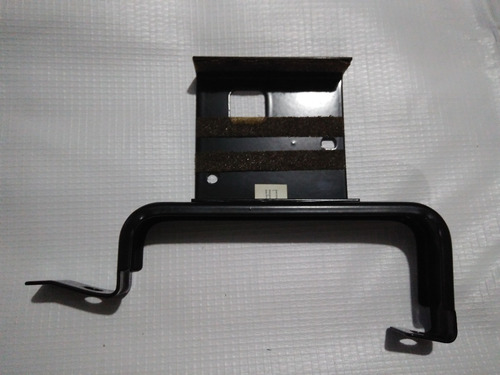 Soporte De Cubierta De Cassette Sentra 95/99 # 28196-f4302