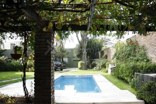 Imagen 9 de 9 de Chalet En Venta En Banfield Este