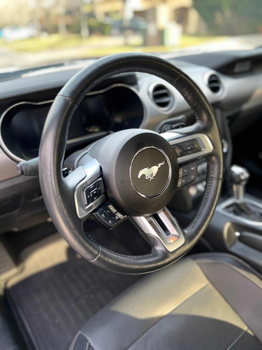 Ford Mustang 5.0 Gt 421cv