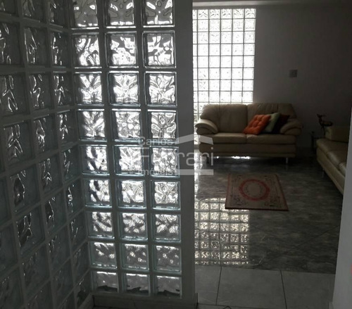 Casa Assobradada, A Venda, Água Fria, 04 Dormitórios, 04 Suítes, 02 Vagas, Varanda - Cf33320