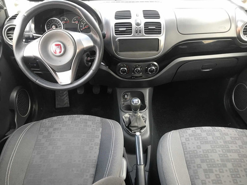 Imagem 3 de 11 de Fiat Palio 2017 1.0 Attractive Flex 5p
