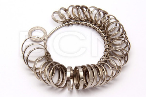 Imagen 1 de 1 de Medidor De Anillos Metalico Importado