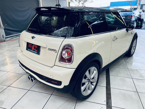 Mini Cooper 1.6 S 16V TURBO GASOLINA 2P AUTOMÁTICO