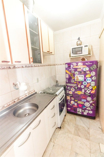 Imagem 9 de 15 de Apartamento De 1 Dormitório No Bairro Cidade Baixa. - Reo597504
