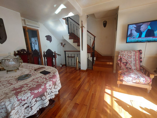 Hermoso Triplex En Caballito Con Cochera