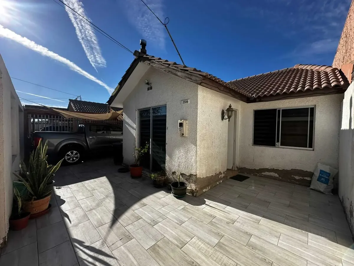 Imagen 1 de 19 de Casa En El Palomar, Amplio Patio Y Terraza (173508)