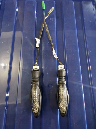 Par De Intermitentes Led Delanteras Dominar Ktm Duke Rs Etc (Usado)