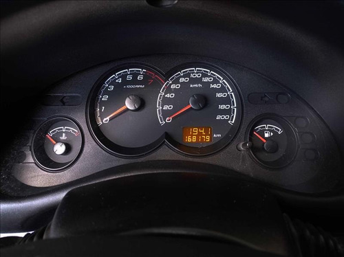 Imagem 8 de 14 de Chevrolet Classic 1.0 Ls Flex Manual 2013