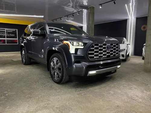 Toyota Sequoia 3.5 V6 Capstone