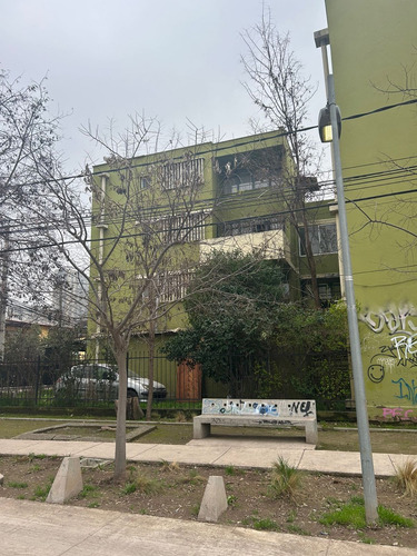 Oportunidad! Venta Departamento 3 Dormitorios, 1 Baño.