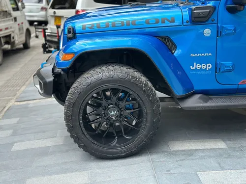 Jeep Wrangler Rubicon Sahara 4DR