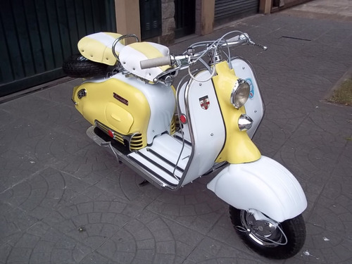Imagen 5 de 15 de Mecanica,motos Restauraciones,vespa,siambreta,gilera Clasic