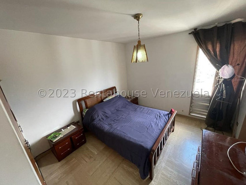 Hermoso Pent-house A La Venta En Montalban Iii #25-13788 Josmary Sanjuan