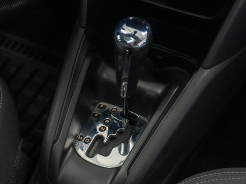 Peugeot 208 1.6 GRIFFE 16V FLEX 4P AUTOMÁTICO