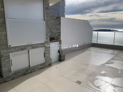Mansa- Excepcional Pent House- Ref: 1321