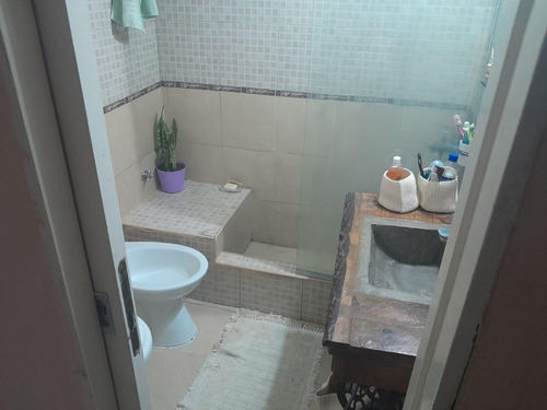 Casa En Venta - 2 Dormitorios 1 Baño - Cochera - 208mts2 - Longchamps