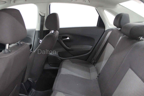 Imagen 11 de 15 de Volkswagen Vento 2018 4 Cilindros