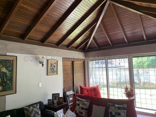 Ana Torres. Casa En Venta 251271 En Caurimare