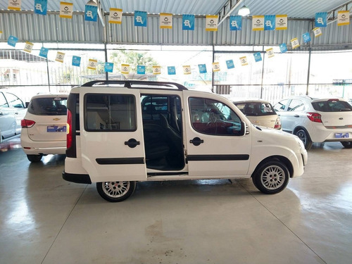 Imagem 9 de 11 de Fiat Doblò 1.8 Mpi Essence 16v Flex 4p Manual