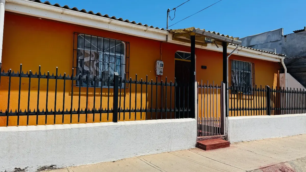 Imagen 1 de 21 de Se Vende Casa En Buen Sector, Tierras Blancas Con Subsidio.