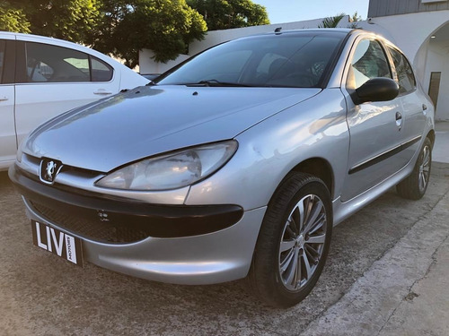 Imagen 5 de 25 de Peugeot 206 1.4 Generation Plus Año 2012 - Liv Motors