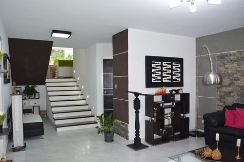 Imagen 29 de 30 de Se Vende Bella Casa De 3 Niveles Nisperos Valencia Atc-552 04125067379 04244900499