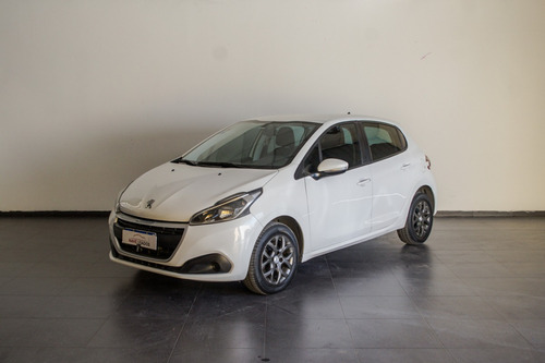 Peugeot 208 1.5 Active