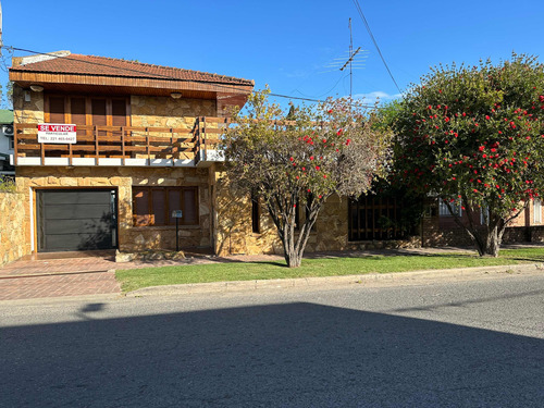 Vendo Casa Villa Elisa Picina 423y 6 Bis.no Inmobiliaria!