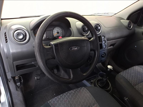 Imagem 5 de 14 de Ford Fiesta 1.0 Supecharger Gasolina Manual 2003
