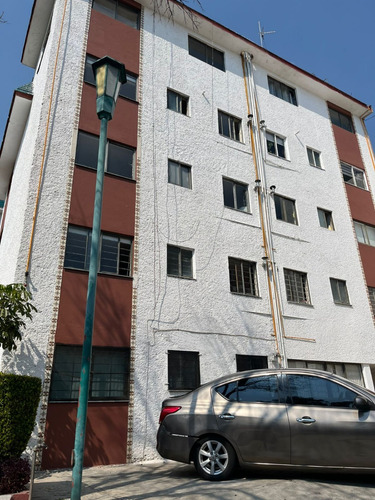 Departamento En Venta Olivar De Los Padres Una Recamara Con Estacionamiento Y Cuarto De Servicio En Azotea