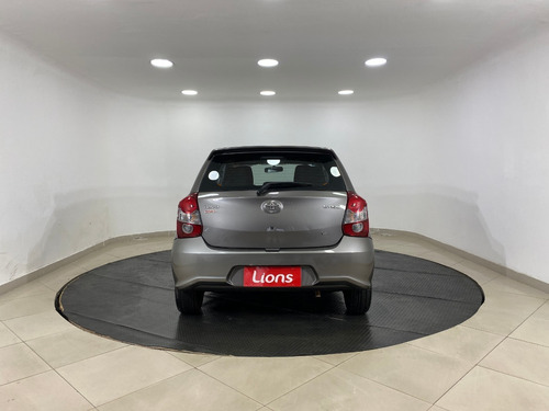 Imagem 5 de 20 de Toyota Etios 1.3 16v X 5p
