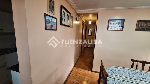 Casa En Venta De 5 Dorm. En Estación Central, Ymg