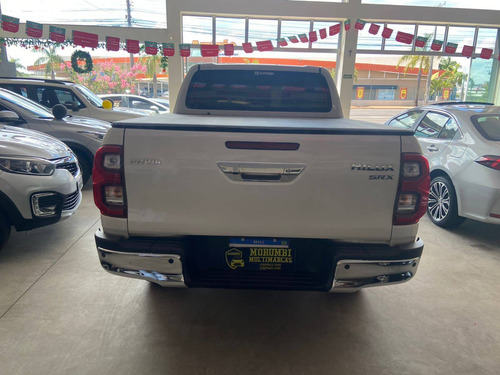 Imagem 4 de 9 de Toyota Hilux 2.8 D-4d Turbo Diesel Cd Srx 4x4 Automático