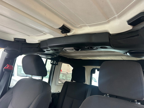 Jeep Wrangler 3.6 Unlimited Sahara 4x4 At