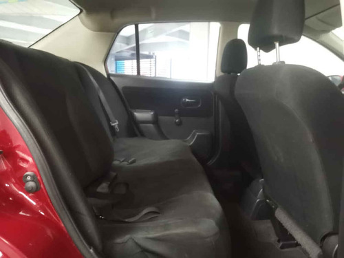 Imagen 11 de 15 de Nissan Tiida 2012 4p Sedan Comfort 6vel A/a