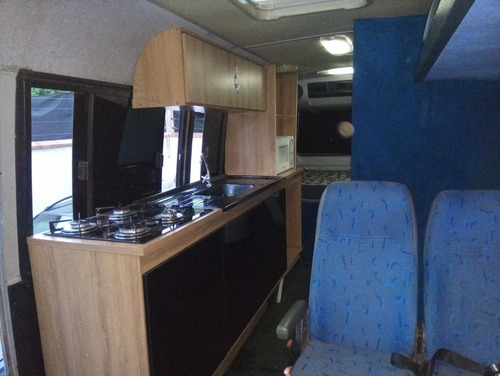 Imagem 6 de 15 de Motor-casa Volare