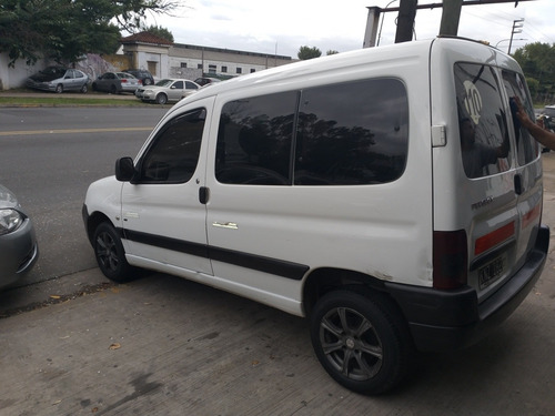 Peugeot Partner 1.6 Hdi Furgon Confort Airbag 2011