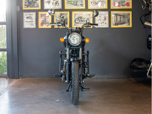 Imagen 2 de 25 de Royal Enfield Meteor 350 Stellar Black Reserva Hoy