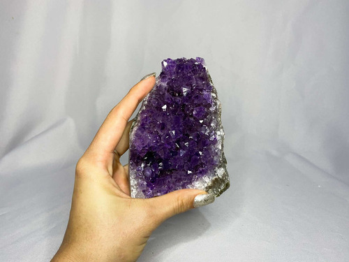 Drusa Ametista Bruta Quartzo De Cristal Roxo Geodo Natural Roxo-escuro