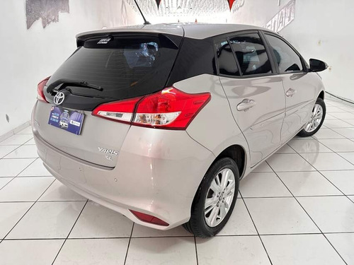 Toyota Yaris 1.3 16V FLEX XL MULTIDRIVE