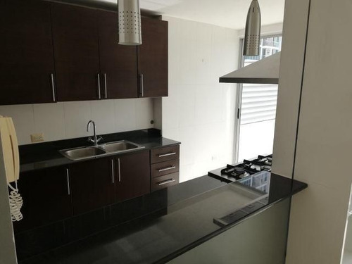 Imagen 4 de 14 de Se Alquila Apartamento En San Francisco.