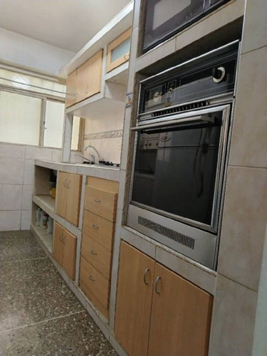 Venta Cómodo Apartamento Jardines Del Valle. Cerca Estación Del Metro. Yy 