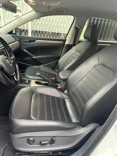 Volkswagen Passat 2.5 Tiptronic Comfortline At