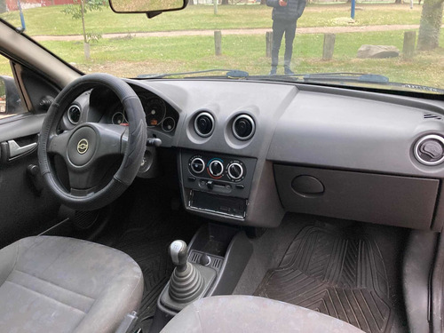 Chevrolet Celta 2008 1.0 Ls 3 P