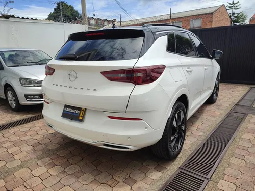 Opel Grandland X Ultimate 1.6 Automatica 4x2 Gasolina