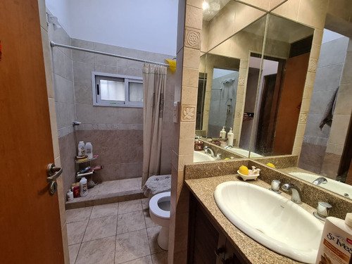 Excelente Chalet Zona Residencial Ituzaingó Norte