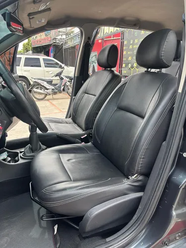 Renault Sandero Stepway Dynamique 1.6 Mt