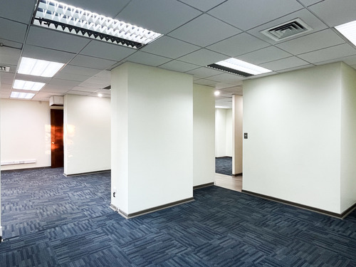 Espectacular Oficina/local Comercial, Las Condes