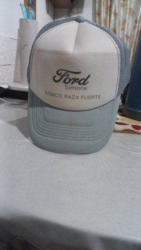 Gorra De Fort Simone Agua L (Usado)