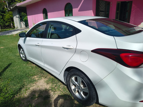 Hyundai Elantra 1.8 Gls Mt
